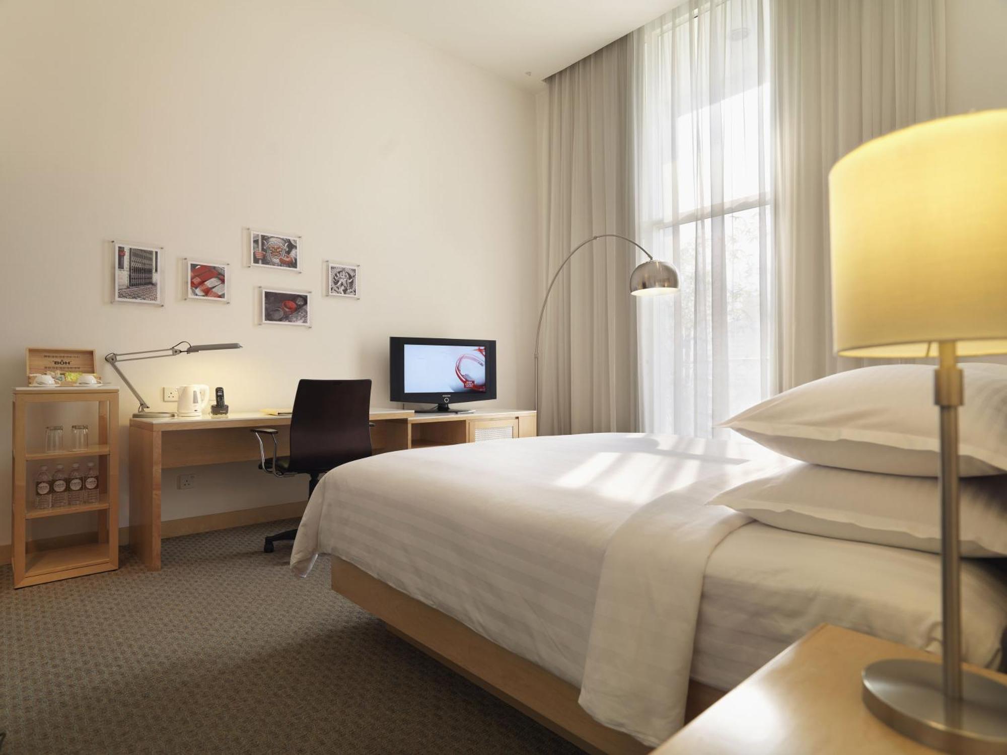 10 Room Premium