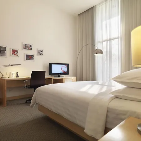Hotel Capitol Kuala Lumpur-3